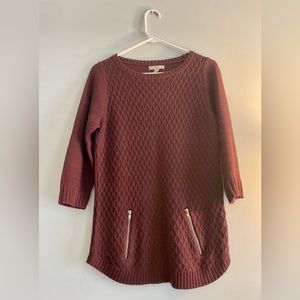 Woman’s Burgundy sweater